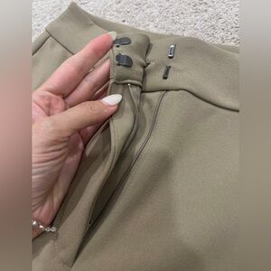 🎀✨DKNY Dress Pants✨🎀